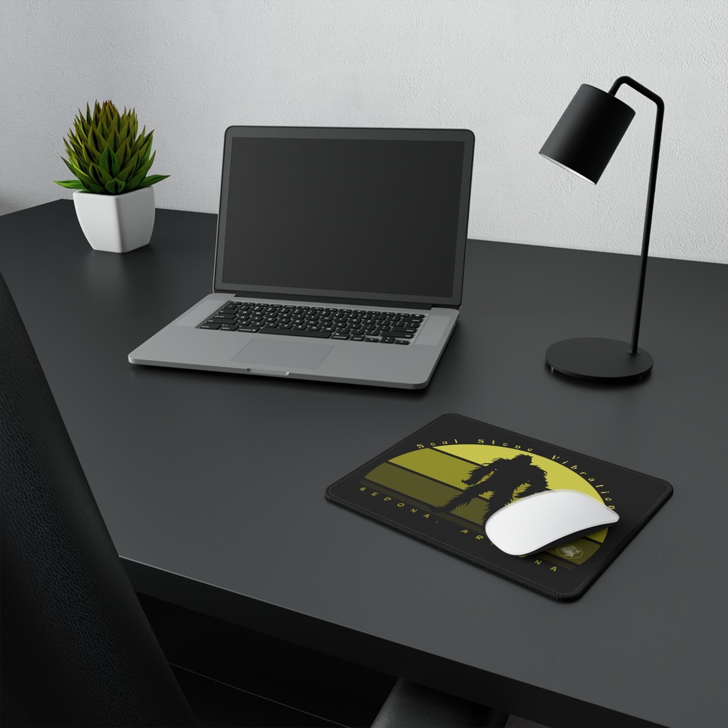Bigfoot Camper Sky Non-Slip Gaming Mouse Pad