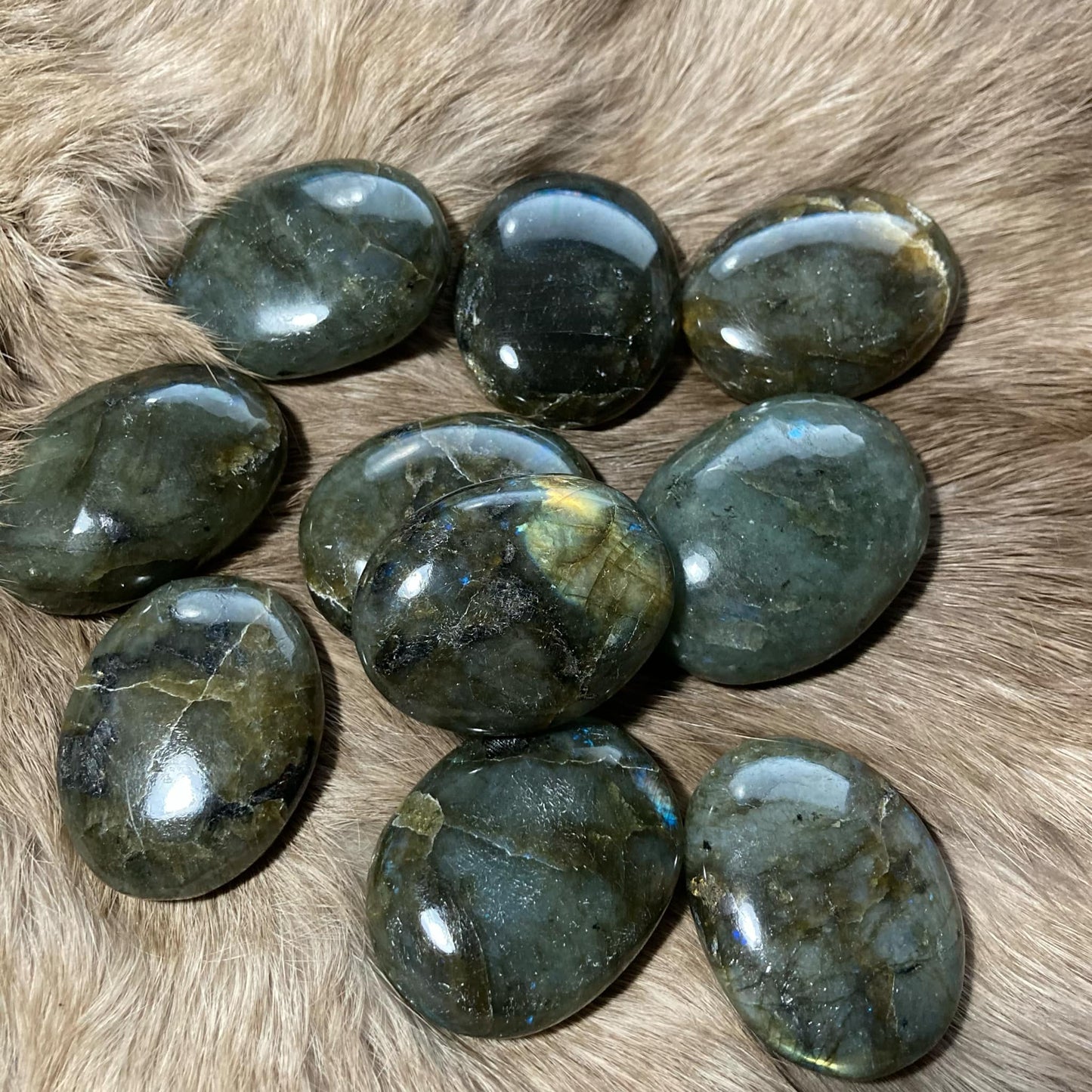 Labradorite Palm stone