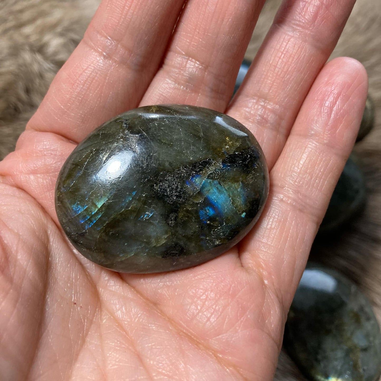 Labradorite Palm stone